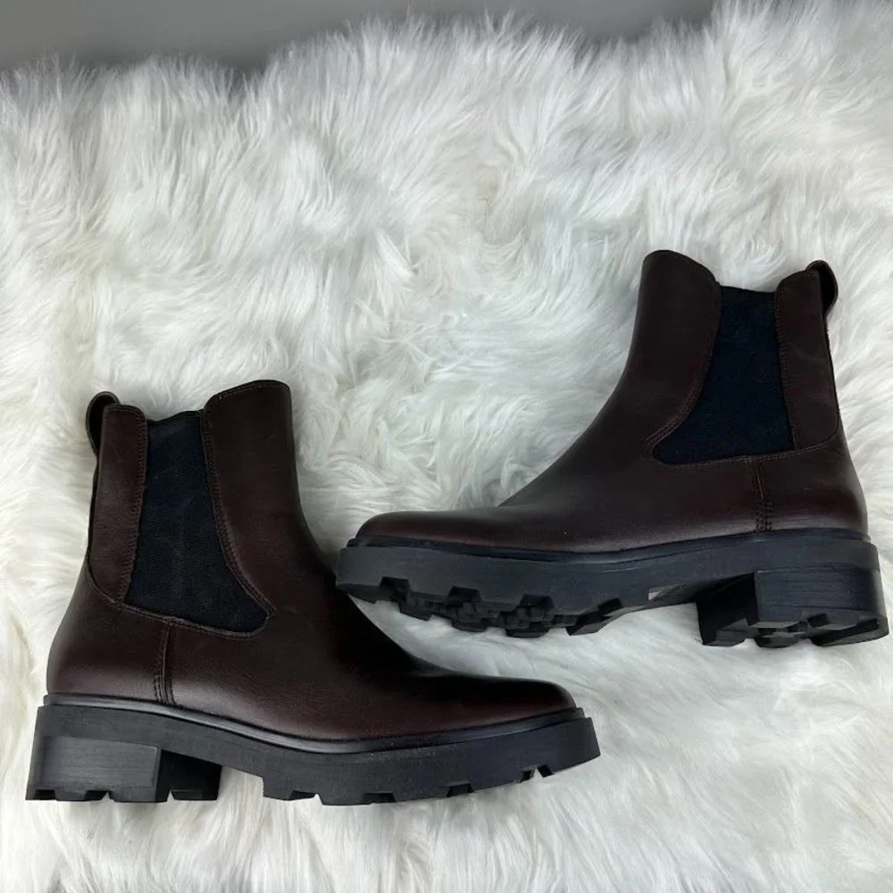 Madewell The Wyckoff Chelsea Lugsole Boot in Chocolate Raisin - Picture 5 of 8